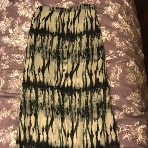 Black and Gray Maxi Skirt with Slits. Sz S